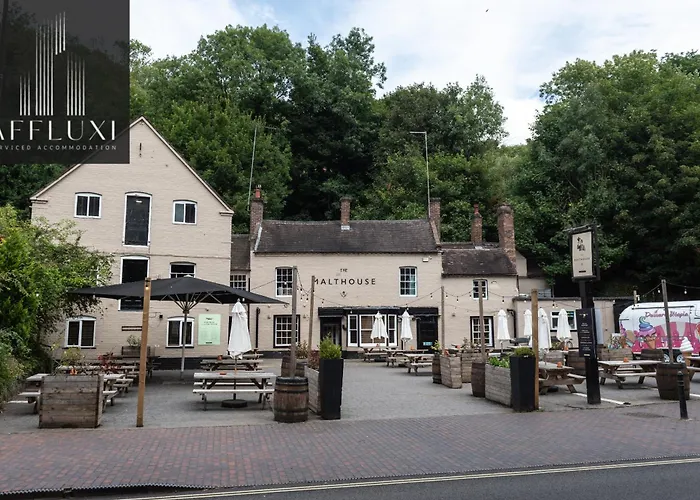 Ironbridge Riverside Hot Tub Retreat Sleeps 8