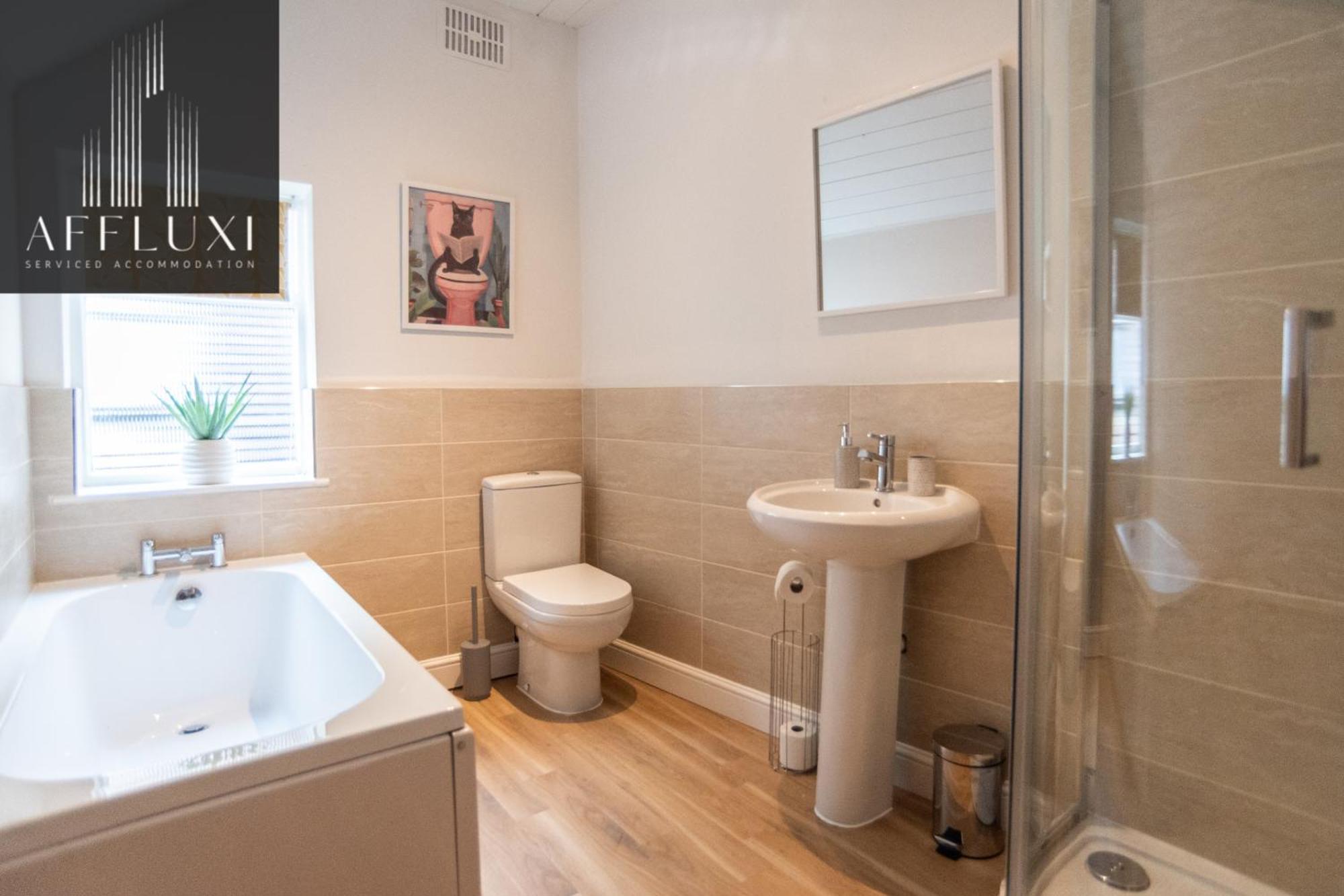 Holiday home Riverside Hot Tub Retreat Sleeps 8